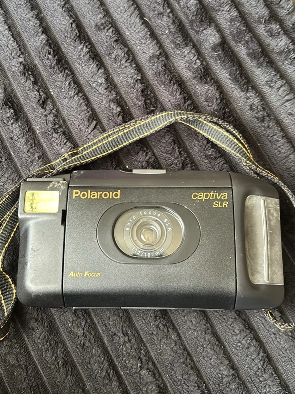 Polaroid Captiva SLR Camera